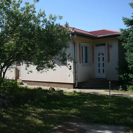 Levendula Apartament *